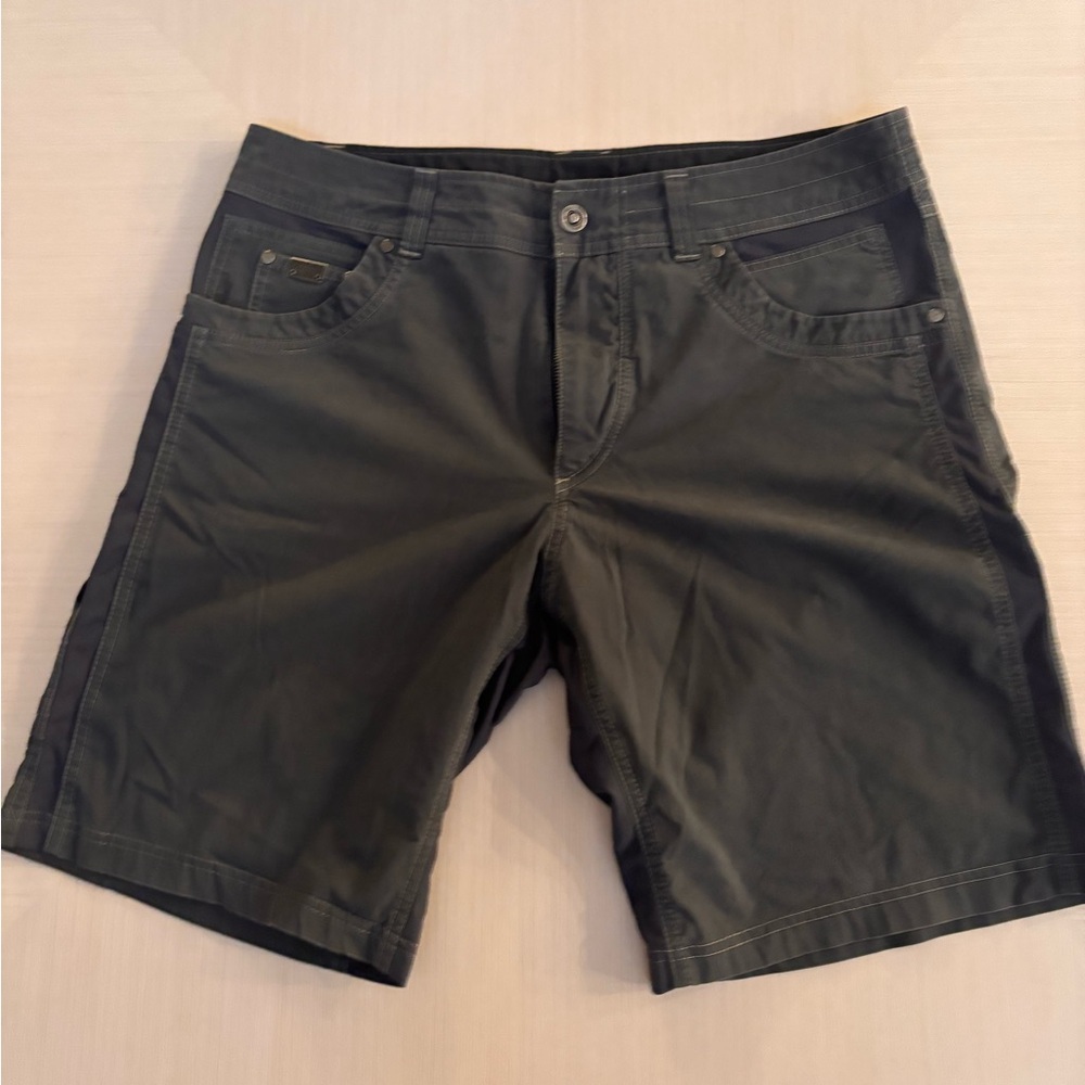 Men's Kuhl Shorts Size 35